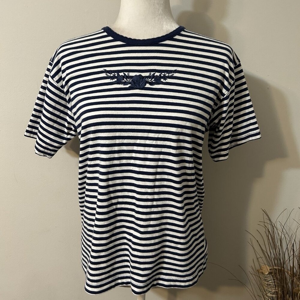 Vtg Erika & Co Top Women Blue Striped Short Sleeve Floral Embroidered Petite PM